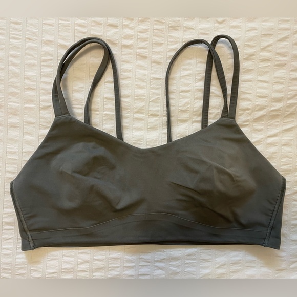 LULULEMON-Like a Cloud Bra *Light Support, B/C Cup - Picture 3 of 4